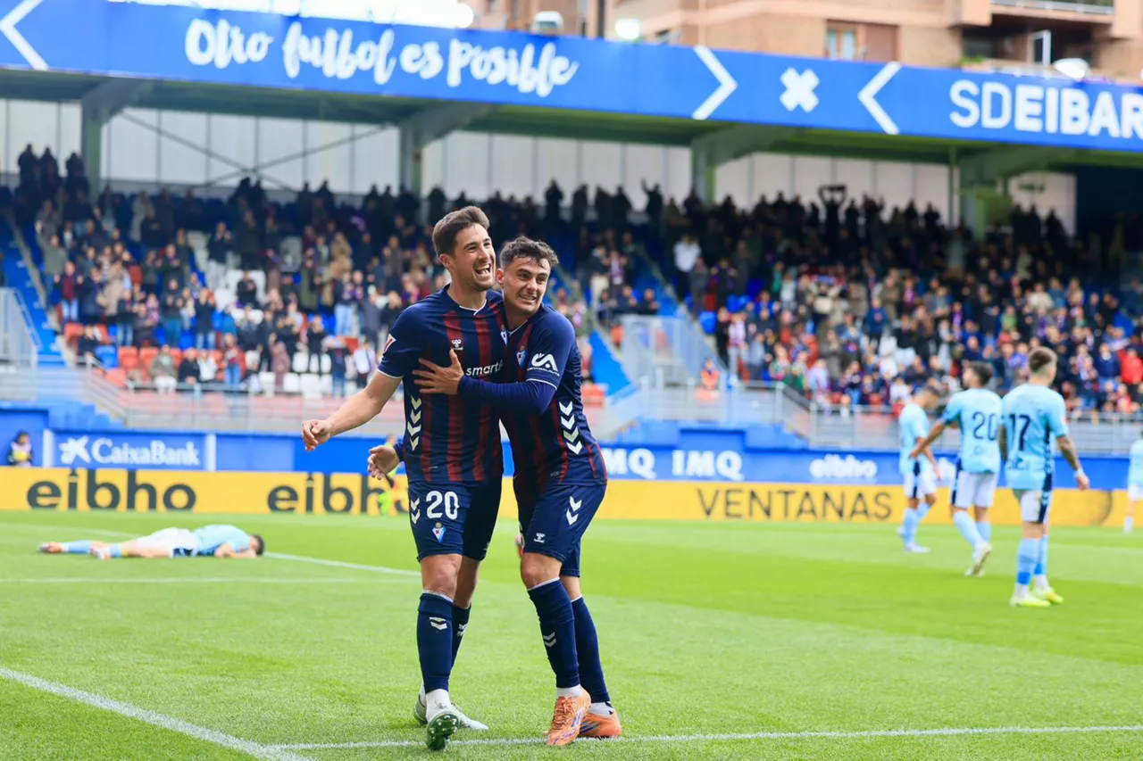 Javi Marton. Eibar - Las Palmas partida.