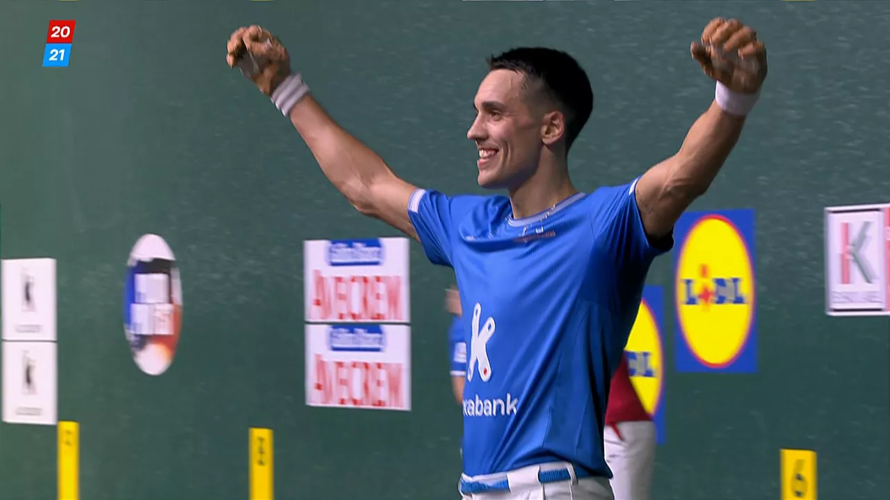 Javi Zabala, Binakako Txapelketan.