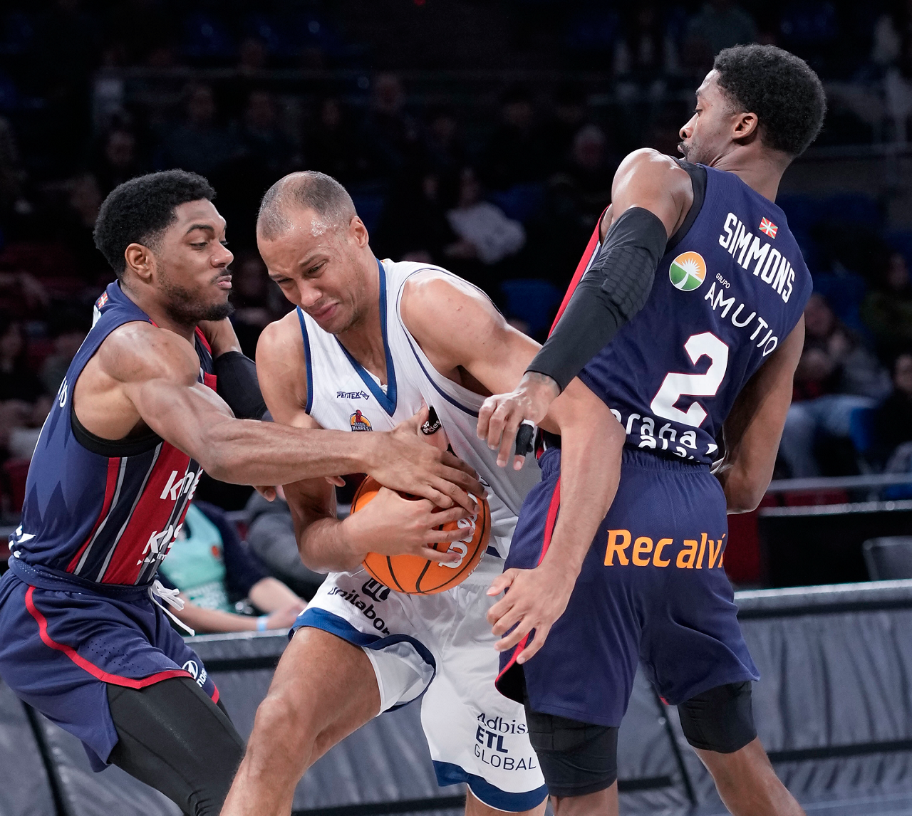 Kosner Baskonia  vs  BAXI Manresa
