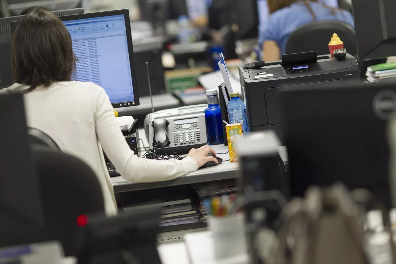 (Foto de ARCHIVO)

Oficina, ordenadores, trabajo, trabajando, empleo, desempleo, paro, trabajador





24/4/2015