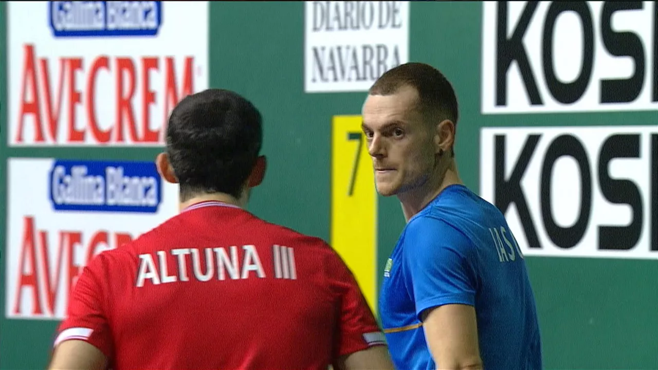 Unai Lasok Jokin Altunari botatako begirada, Binakako Txapelketaren finalean