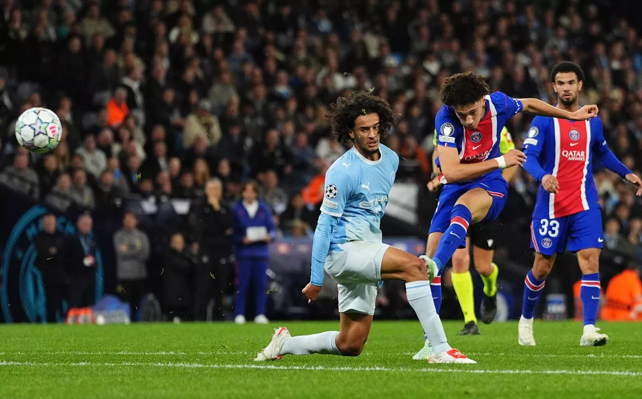 Maghnes Akliouche (Paris Saint-Germain)