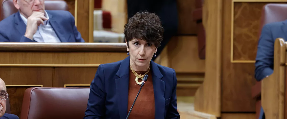 MADRID, 26/11/2025.- La diputada del PNV, Maribel Vaquero, durante su intervención en la sesión de control al Ejecutivo de este miércoles en el Congreso. EFE/ZIPI ARAGON
