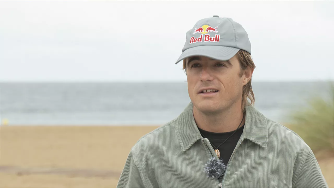 Natxo Gonzalez surflaria