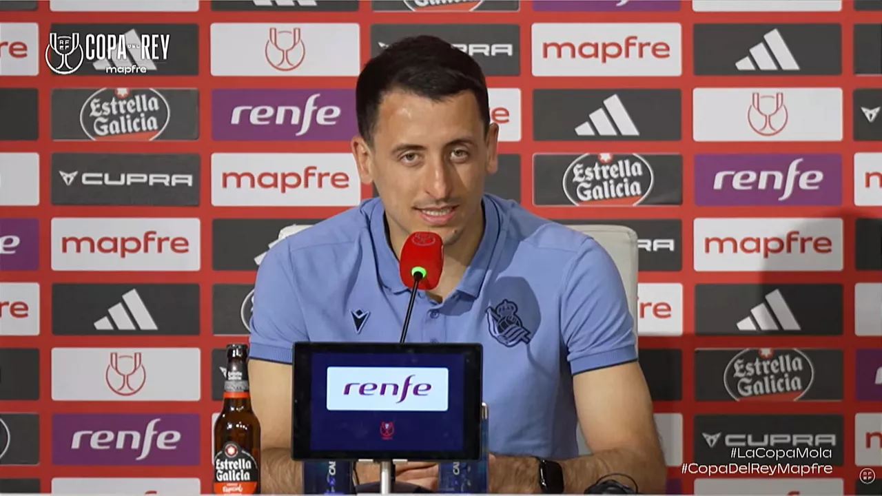 Mikel Oyarzabal Realeko kapitaina