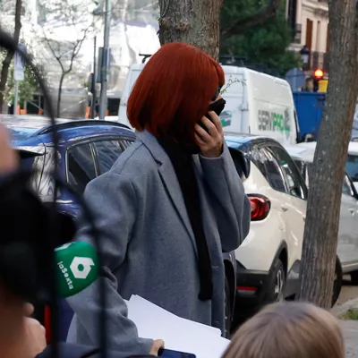 MADRID (ESPAÑA), 13/04/2026.- Patricia Úriz, exmujer del exasesor de Ábalos, Koldo García a su llegada al Tribunal Supremo en Madrid donde se retoma este lunes el juicio por presunta corrupción al exministro José Luis Ábalos con una jornada en la que podrían volver a salir alusiones a dinero en efectivo en la sede del PSOE, al estar citada la expareja de su exasesor Koldo García, que afirmó que fue a recoger el reintegro de gastos. EFE/ Zipi
