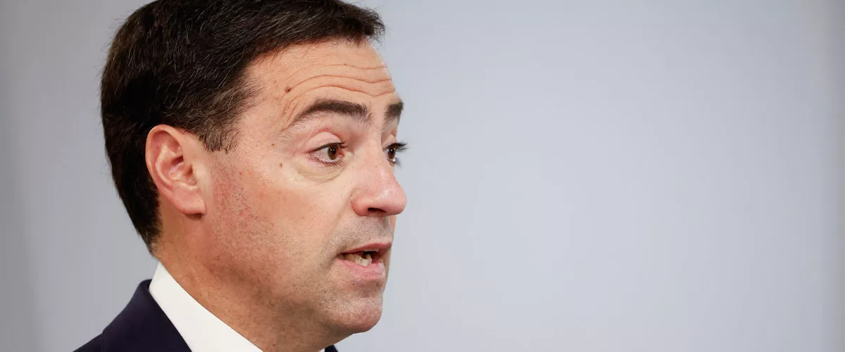 MADRID, 27/03/2026.- El lehendakari, Imanol Pradales, durante la rueda de prensa posterior a la tercera reunión de la Comisión Bilateral de Cooperación Estado-Euskadi, que ha mantenido con el presidente del Gobierno, Pedro Sánchez, este viernes en Moncloa. EFE/ Chema Moya
