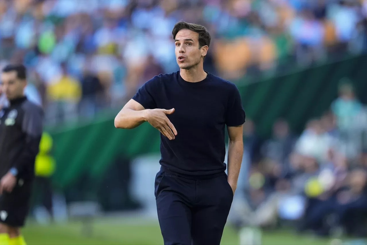 Iñigo Pérez (Rayo Vallecano)