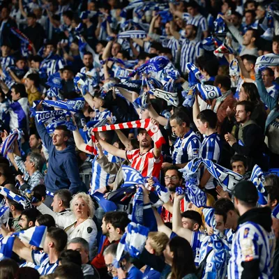 Aficionado del Athletic entre seguidores de la Real.