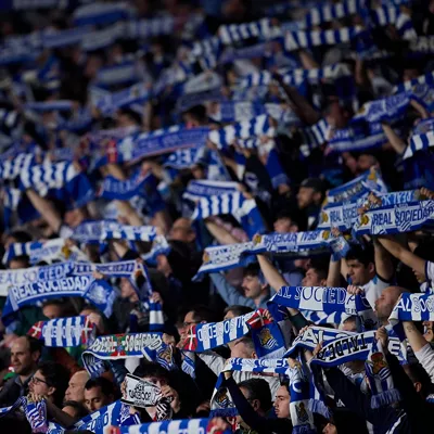 Aficionados Real Sociedad en la grada de Anoeta