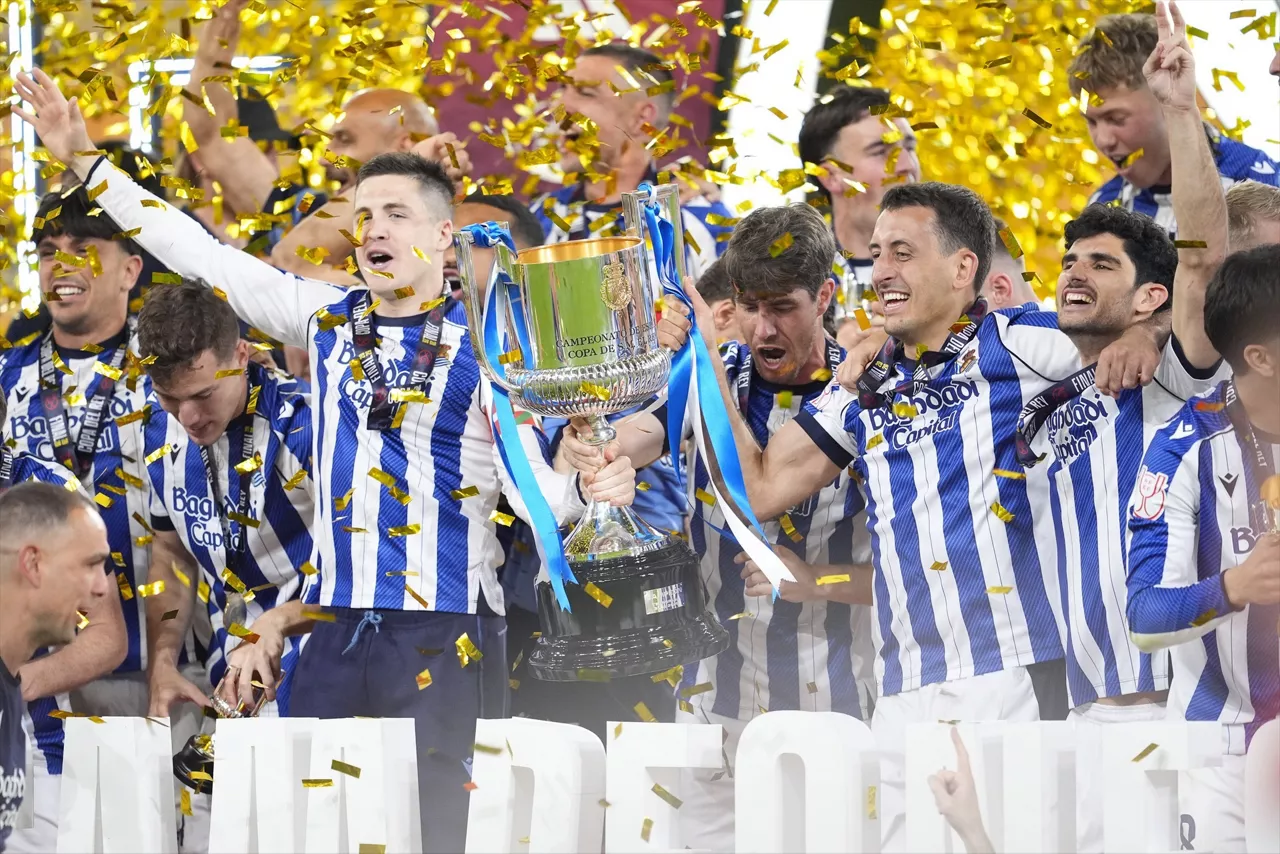 Reala Errege Kopako txapeldun