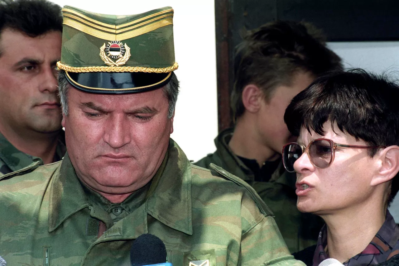 SARAJEVO (Bosnia and Herzegovina), 27/08/2026.- (FILE) - Bosnian Serb military commander Ratko Mladic listens to an interpreter during statements given following a meeting between Bosnian Serb leaders and the UN in Sarajevo, Bosnia and Hercegovina, 18 May 1993 (reissued 27 August 2026). Former Serbian general Ratko Mladic who was convicted of war crimes by the ICTY in 2017 died on 27 August 2026 at the age of 84. EFE/EPA/ENRIC MARTI epa Historical Collection digitized in 2012 as part of the EURO-Photo project
