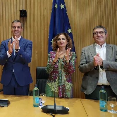 MADRID, 07/09/2026.-El presidente del Gobierno y líder del PSOE, Pedro Sánchez, ha pedido a los parlamentarios socialistas que se "vacíen" y echen "el resto" en lo que queda de legislatura porque asegura que ahora hay que "ir a por más". En su intervención en el Congreso en una reunión interparlamentaria con diputados, senadores y europarlamentarios socialistas, Sánchez ha agradecido su trabajo y les ha dicho que ahora hay que ir "a por más, a por mucho mas" de aquí al final de la legislatura.-EFE/ Kiko Huesca
