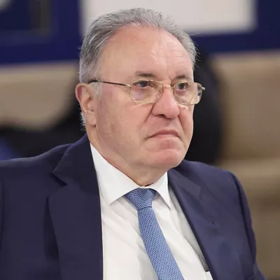 El presidente de Sidenor, José Antonio Jainaga el pasado 27 de febrero de 2025 en Bilbao. El juez de la Audiencia Nacional Francisco de Jorge investiga por contrabando y participación por complicidad en un delito de lesa humanidad o genocidio al presidente de Sidenor, José Antonio Jainaga Gómez, y a otros dos directivos, por vender acero a la compañía Israel Military Industries (IMSI), fabricante de armas, tanto pesadas como ligeras.