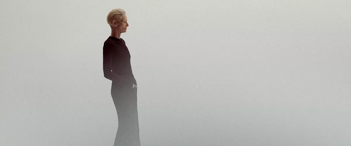 El Museo Guggenheim Bilbao y la marca de champán Dom Pérignon presentan la 'performance' 'House of Gestures', interpretada por Tilda Swinton y Olivier Saillard los próximos días 5 y 6 de junio en el Atrio del Museo.