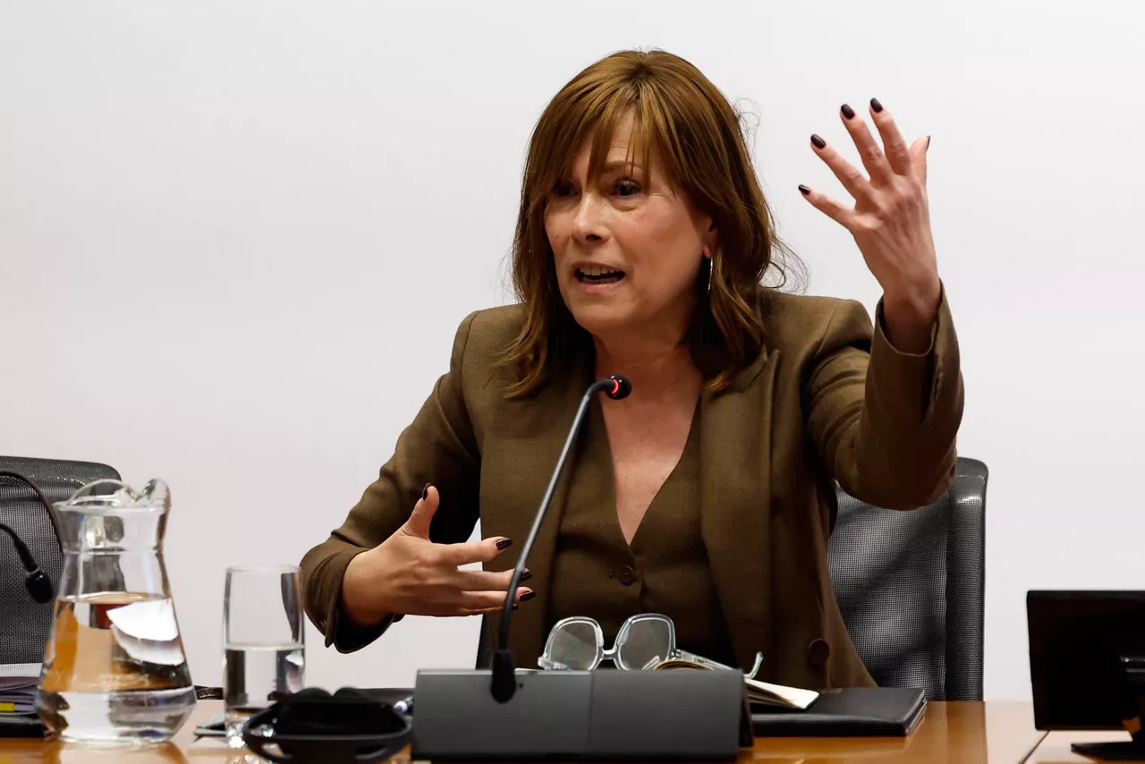 Uxue Barkos en la Comisión de Investigación sobre licitaciones