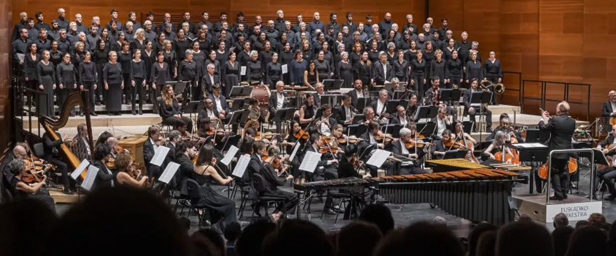 Abestu Euskadiko Orkestrarekin ekimeneko kontzertu bat