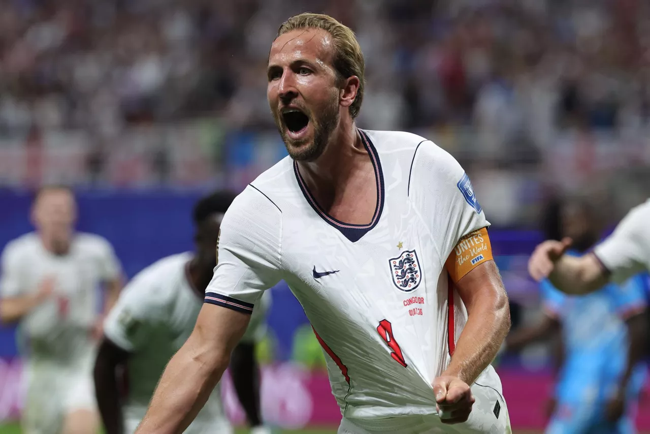 ATLANTA (United States), 01/07/2026.- Harry Kane of England celebrates after scoring the 2-1 lead during the FIFA World Cup 2026 Round of 32 match England against Democratic Republic of Congo, in Atlanta, USA, 01 July 2026. EFE/EPA/CRISTOBAL HERRERA-ULASHKEVICH

