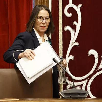 GETXO (BIZKAIA), 29/01/2026.- El pleno del Ayuntamiento de Getxo (Bizkaia) debate este jueves debate mociones de EH Bildu y el PP en las que piden la dimisión de la alcaldesa, Amaia Agirre (en la imagen), por su responsabilidad en el 'caso palacete', en el que la jueza investiga por un posible delito contra el patrimonio histórico y otro de prevaricación a diez personas, de las que tres eran concejales del PNV. EFE/ Miguel Toña
