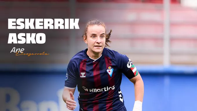 Ane Etxezarreta, futbolaria