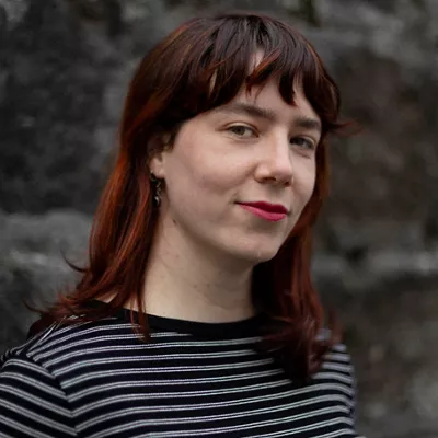 Ane Zubeldia "Kontra" poesia liburuaren egilea