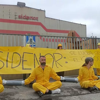 Protesta de Alternativa Antimilitarista Movimiento de Objeción de Conciencia en la sede de Sidenor en Basauri (Bizkaia)



EUROPA PRESS

30/5/2026