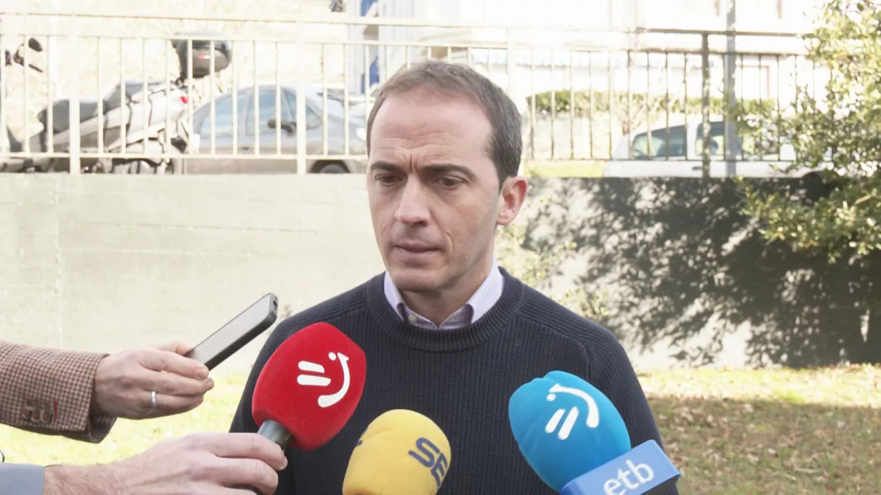 "EAJk azkartasunez eta zorroztasunez jokatu du lehen unetik"