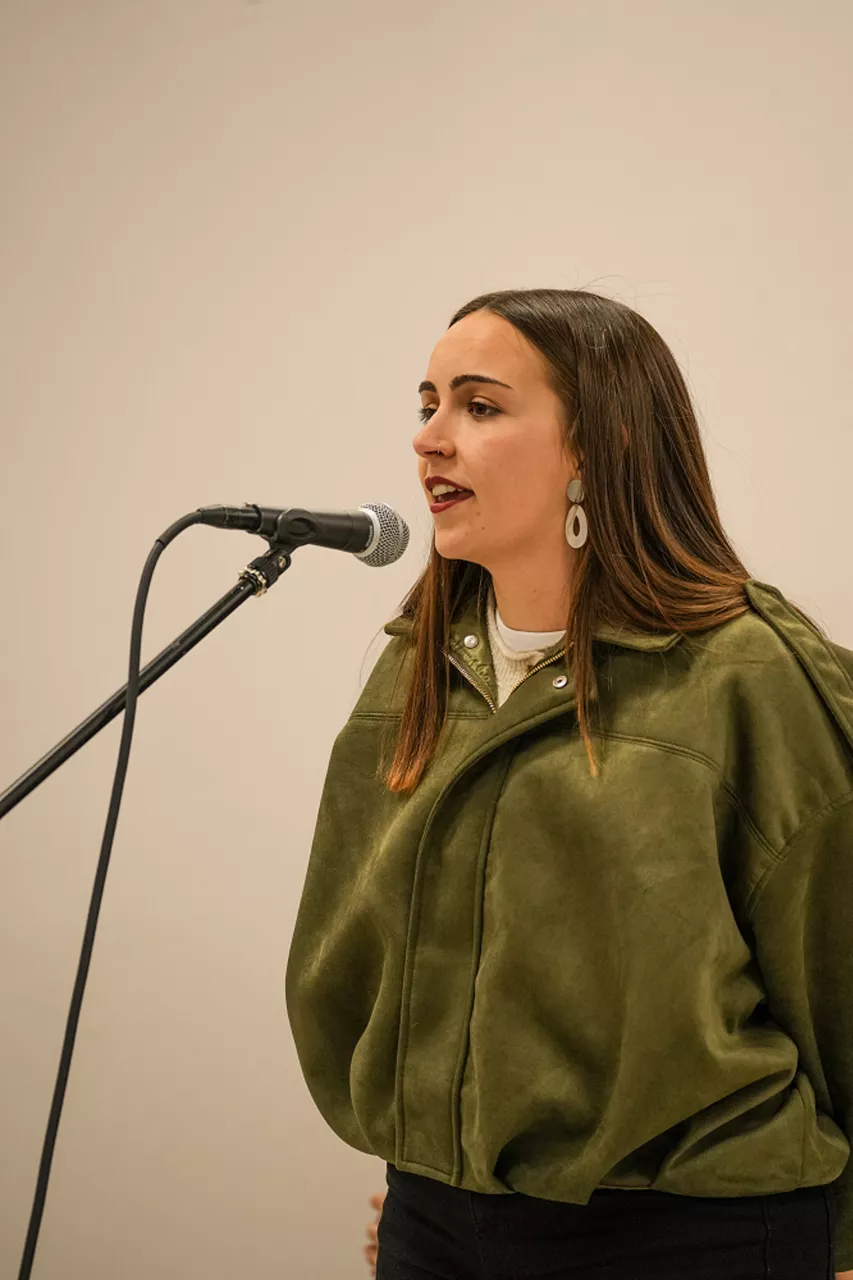 Aroa Arrizubieta Arabakoa bertsolari txapelketa