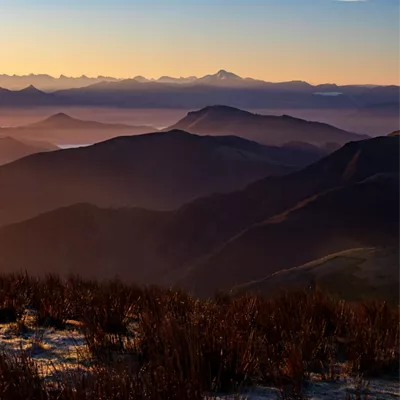 Egunsentia Artzamenditik (Itsasu, Lapurdi)
Eguraldi ona eta hotza