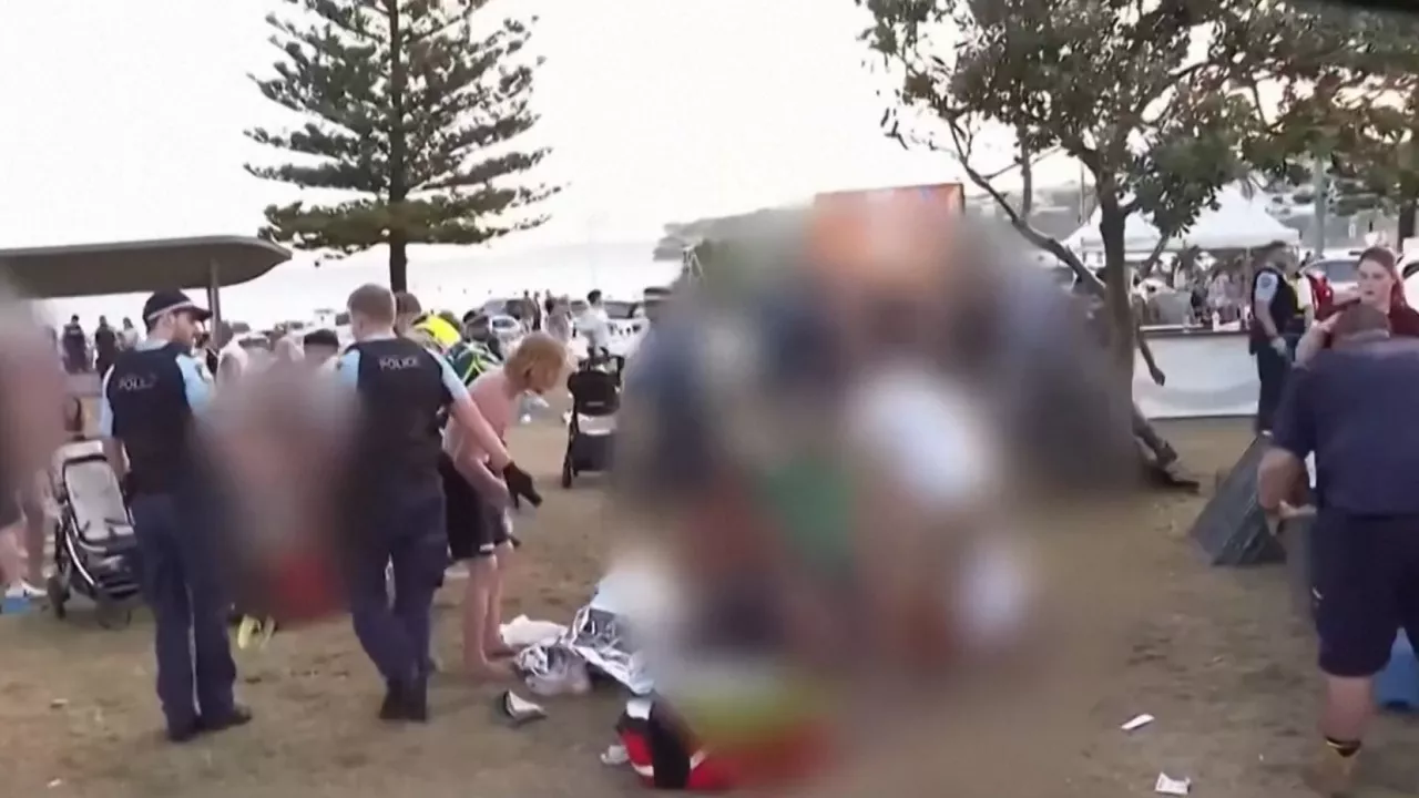 Al menos una decena de muertos en un ataque durante una fiesta judía en una playa de Australia