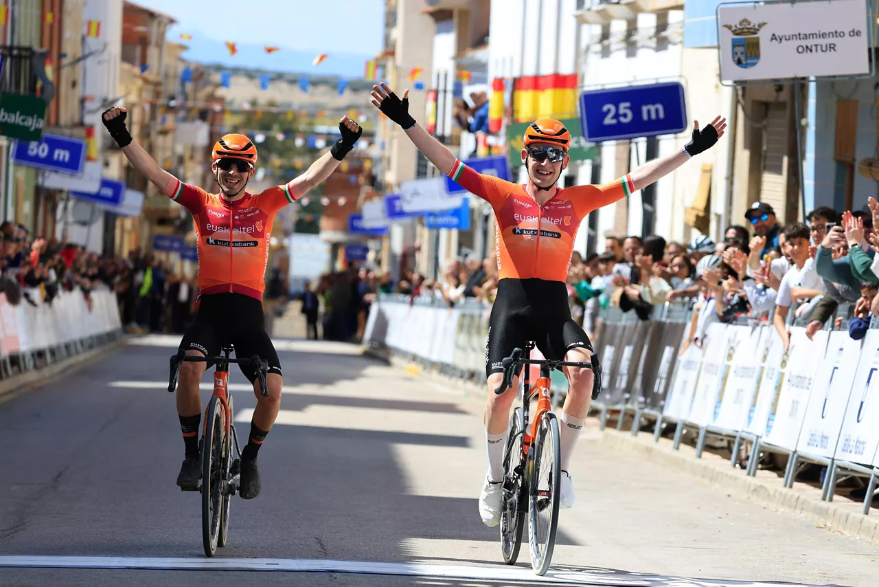 Axel van der Tuuk e Iker Mintegi del Euskaltel Euskadi