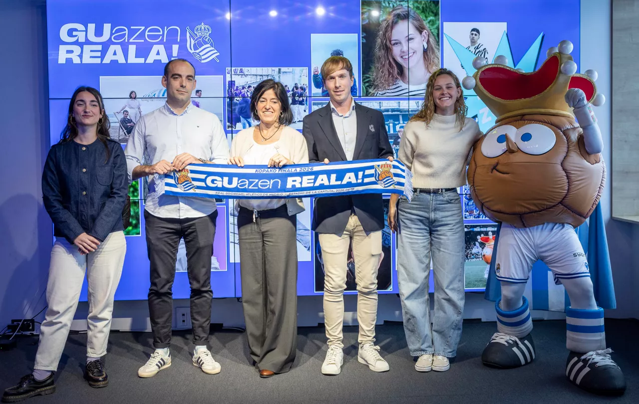 Fanzone-real-sociedad-sevilla-final-copa