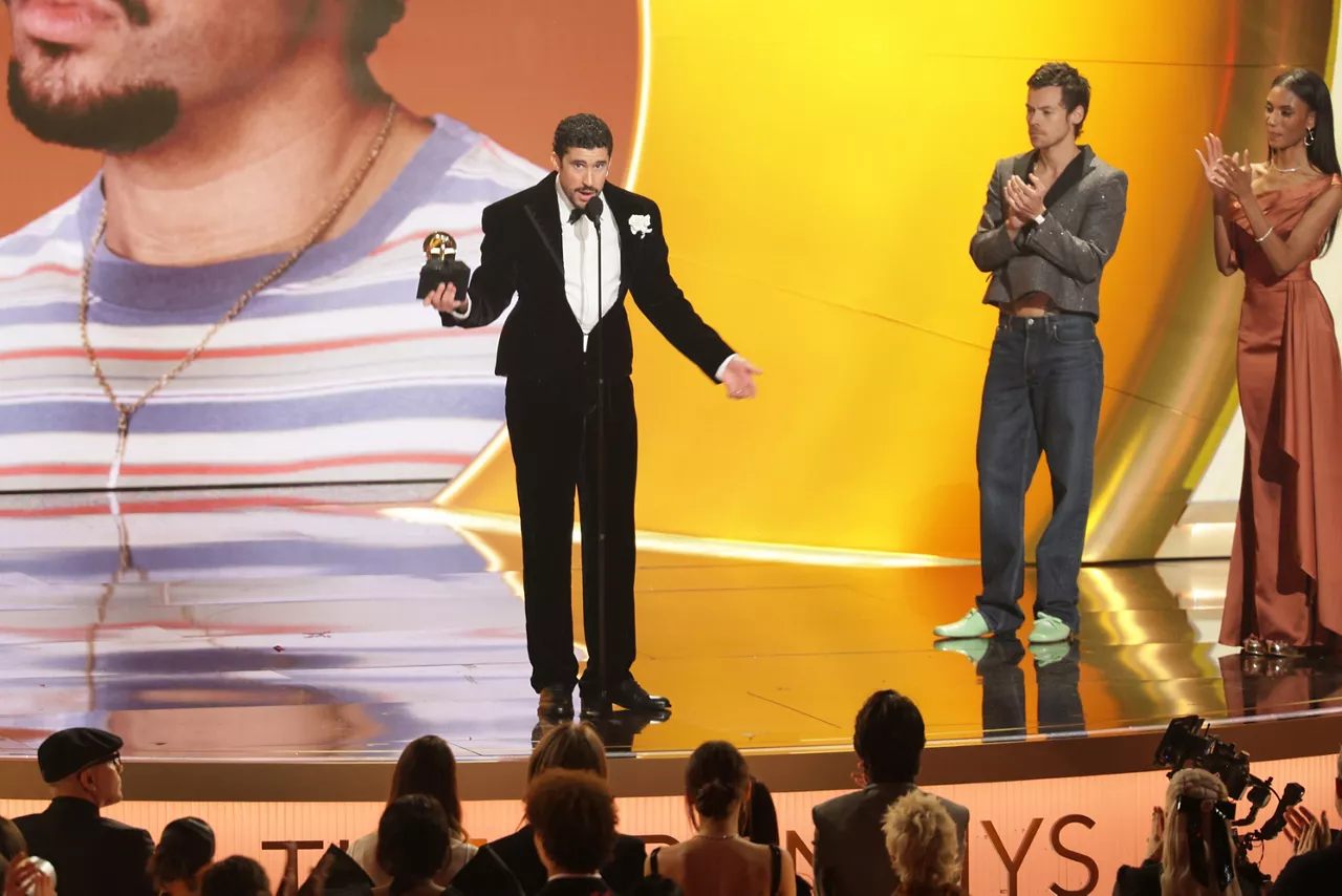 LOS ANGELES (United States), 02/02/2026.- Puerto Rican rapper Bad Bunny (C) accepts the award for Album of the Year onstage during the 68th annual Grammy Awards ceremony at Crypto.com Arena in Los Angeles, California, USA, 01 February 2026. EFE/EPA/CHRIS TORRES
