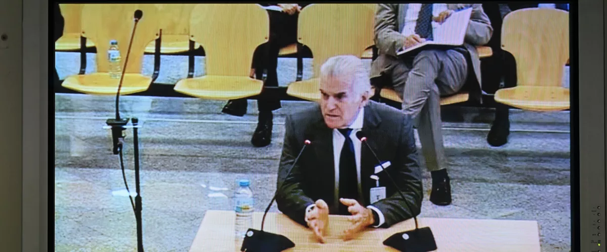 SAN FERNANDO DE HENARES (MADRID), 20/04/2026.- Luis Bárcenas declara ante la Audiencia Nacional este lunes en el juicio del caso Kitchen como perjudicado por esta supuesta trama parpolicial para sustraer al extesorero documentación sensible para el PP y para sus dirigentes en plena investigación del caso Gürtel y de la caja B del partido. EFE/ Fernando Villar
