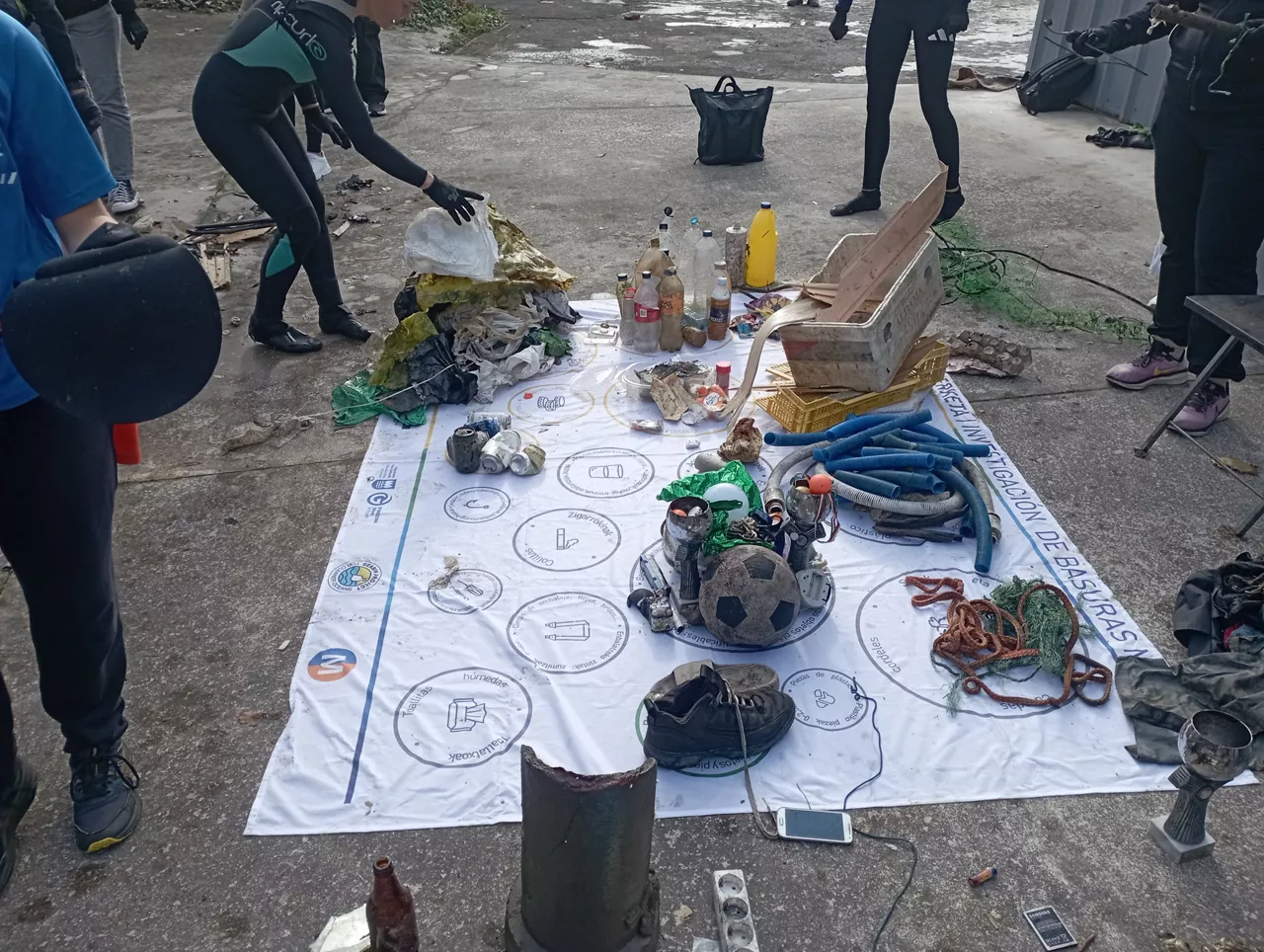 basura marina itsas-zaborra