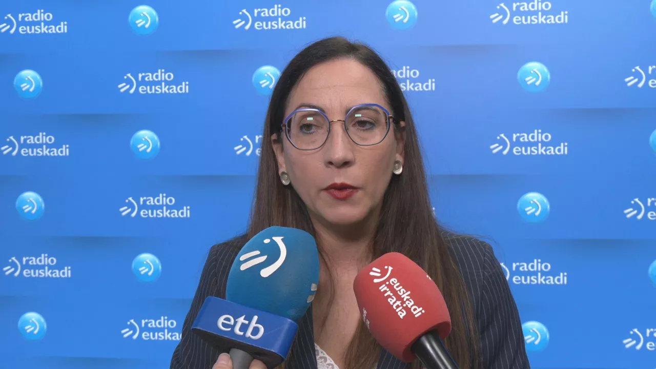 Begoña Pedrosa Hezkuntza sailburua