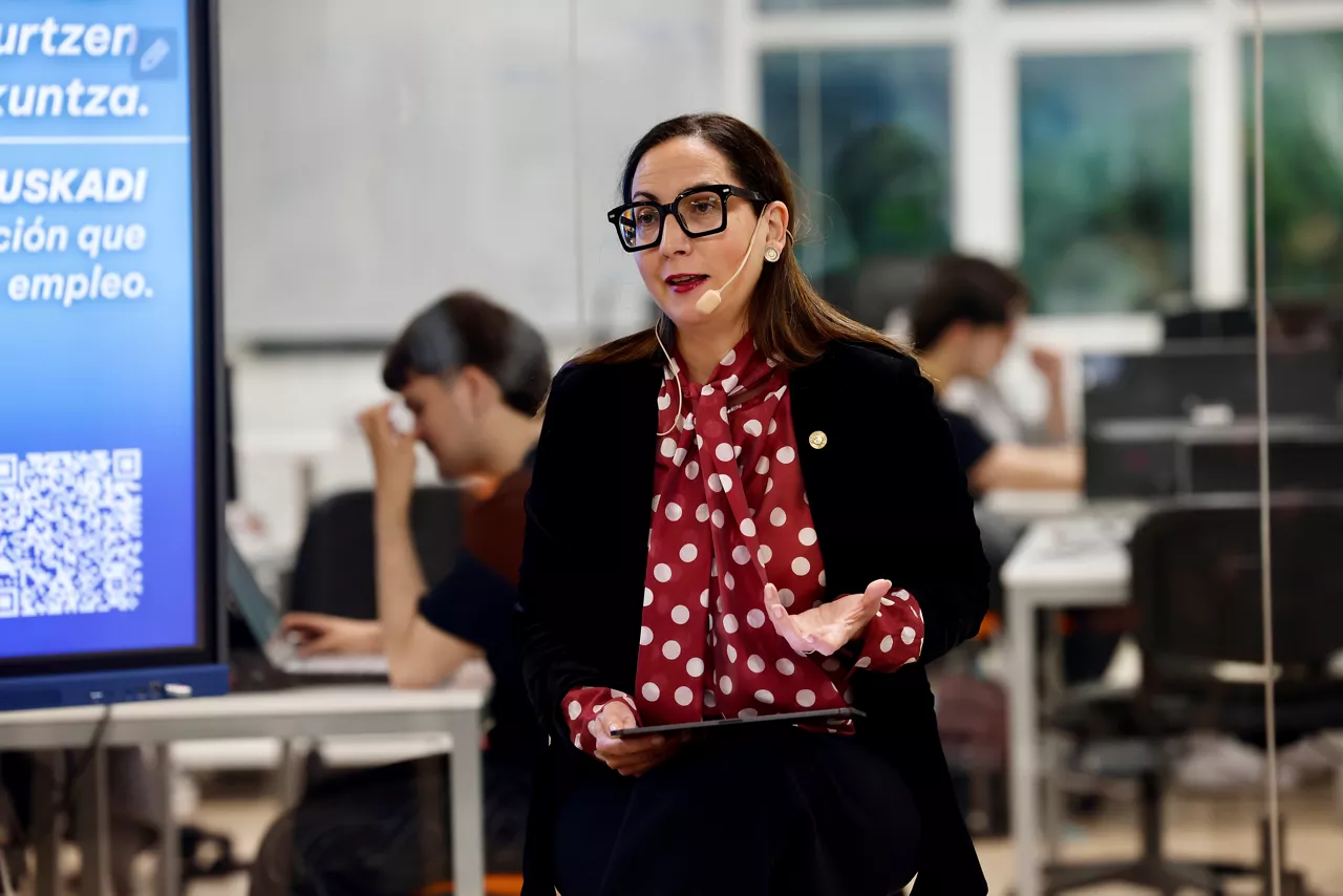 begoña pedrosa consejera educacion