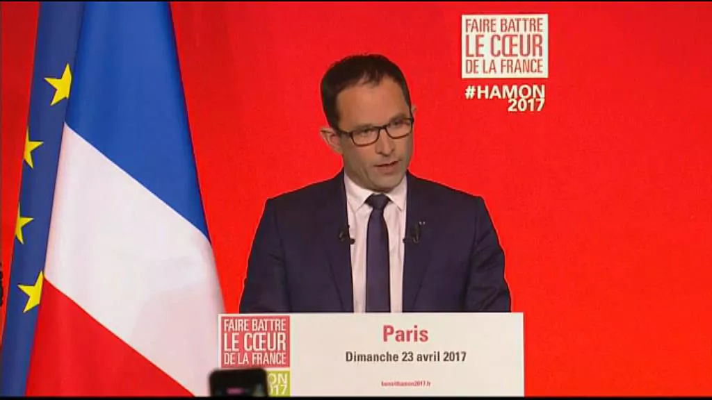 benoit-hamon-frantzia_