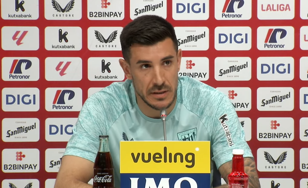 Yuri Berchiche prentsa aurrekoan