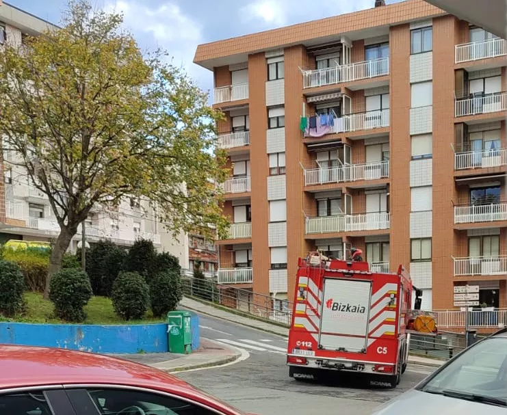 Muere un hombre en un incendio en Bermeo