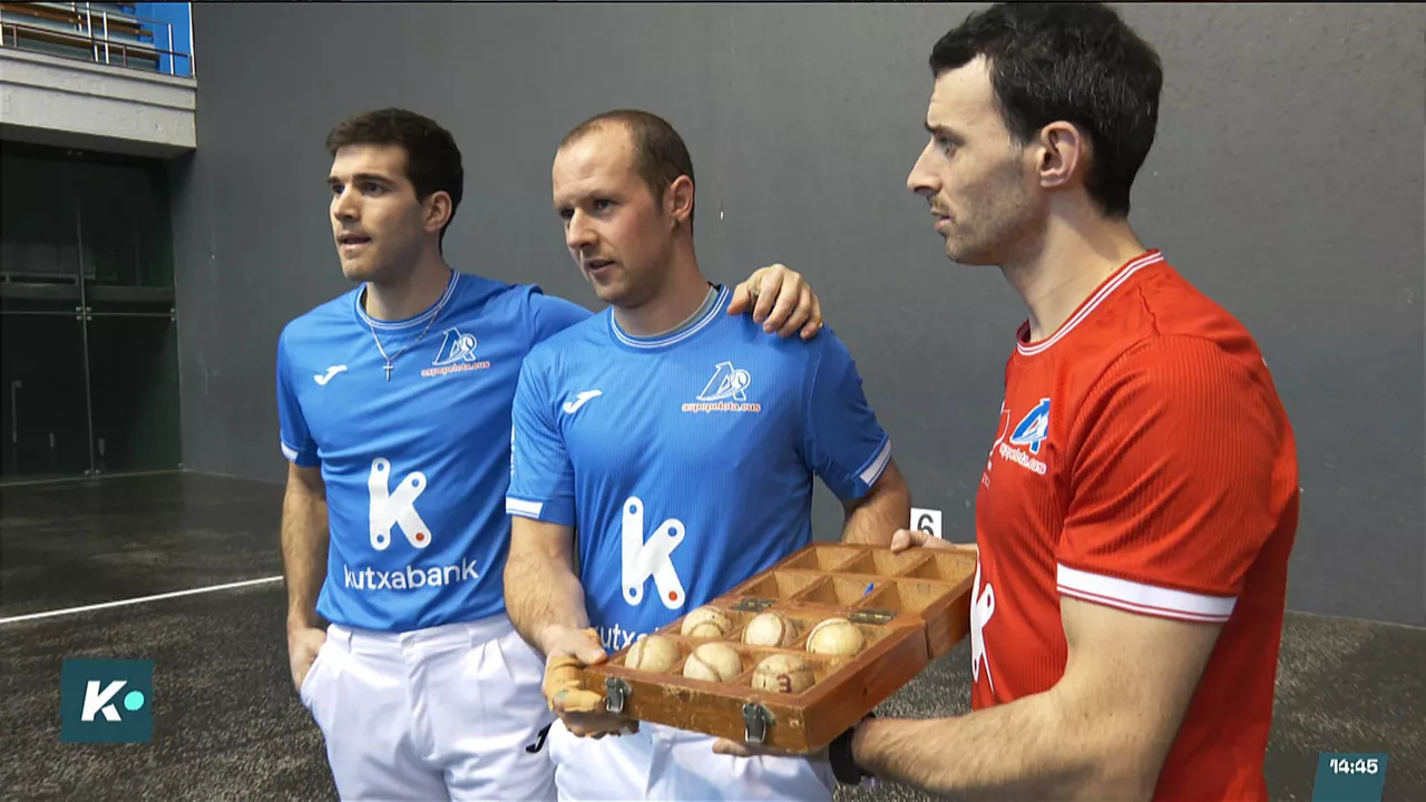 Binakako Finalaurrekoetako material-hautaketa