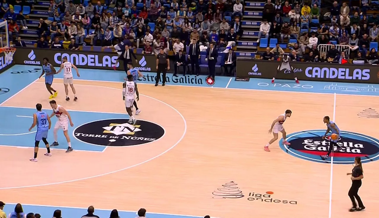 Kosner Baskoniak 100-103 hartu zuen mendean Rio Breogan taldea, Endesa Ligako jardunaldian.