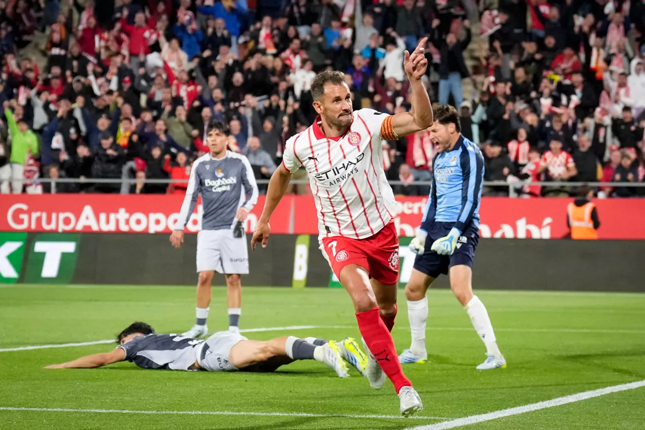 Stuani-Girona-Real-Sociedad-LaLiga-EA-Sports