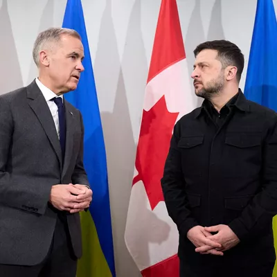 HALIFAX (Canada), 27/12/2025.- A handout photo made available by the Presidential Press Service shows Ukrainian President Volodymyr Zelensky (R) meeting with Prime Minister of Canada, Mark Carney (L) in Halifax, Canada, 27 December 2025. President Zelensky met with Carney on his way to Florida, USA, where he will meet with US President Trump on 28 December. (Ucrania) EFE/EPA/PRESIDENTIAL PRESS SERVICE HANDOUT HANDOUT HANDOUT EDITORIAL USE ONLY/NO SALES
