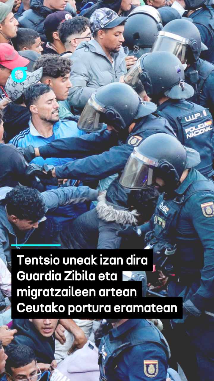 Momentos de tensión en el traslado de los migrantes al Puerto de Ceuta
