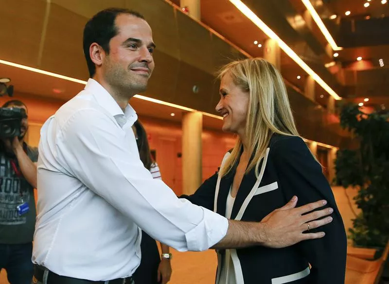 Cristina Cifuentes eta Ignacio Aguado EFE
