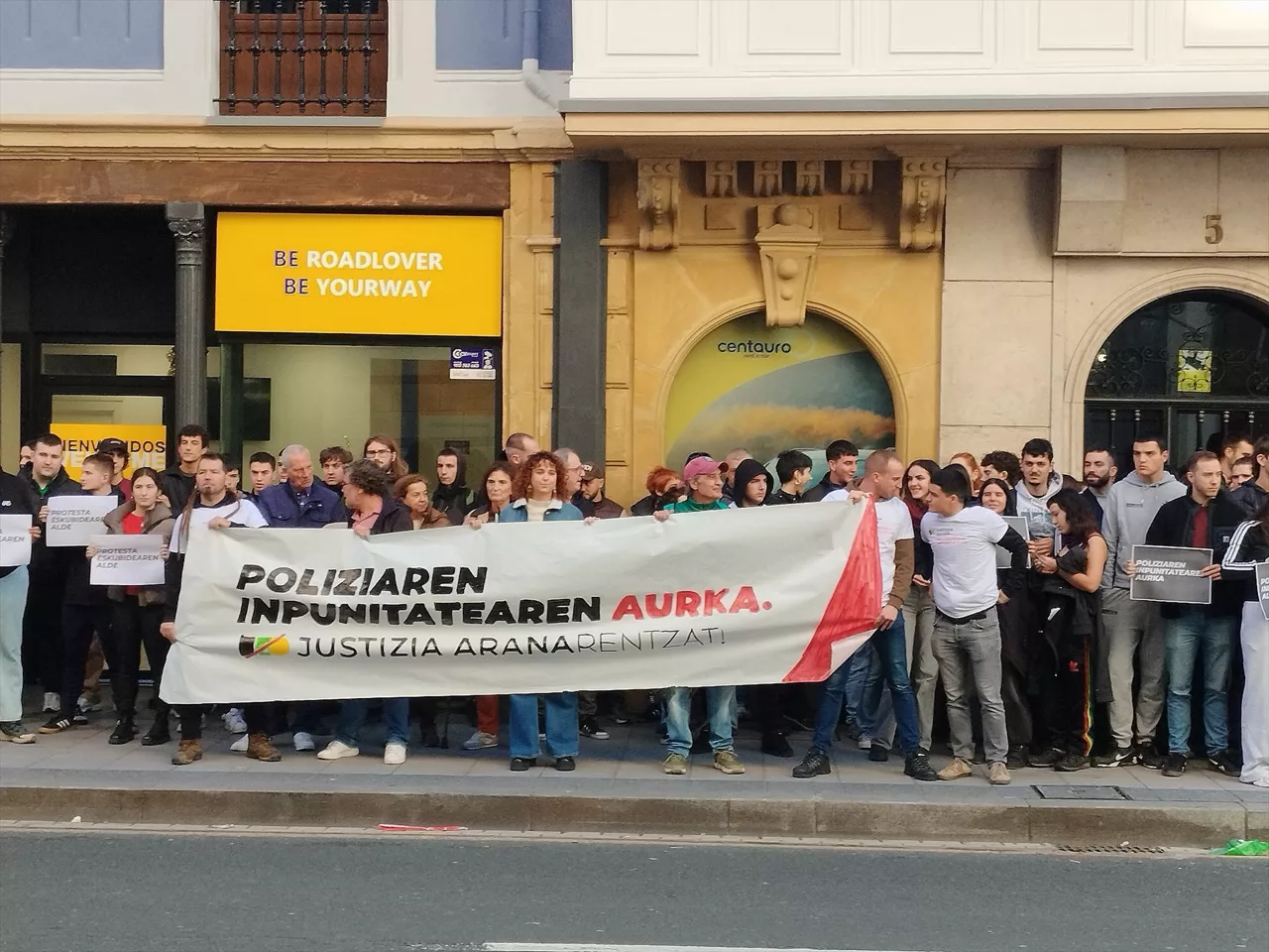 Concentración de la plataforma Justizia Aranarentzat