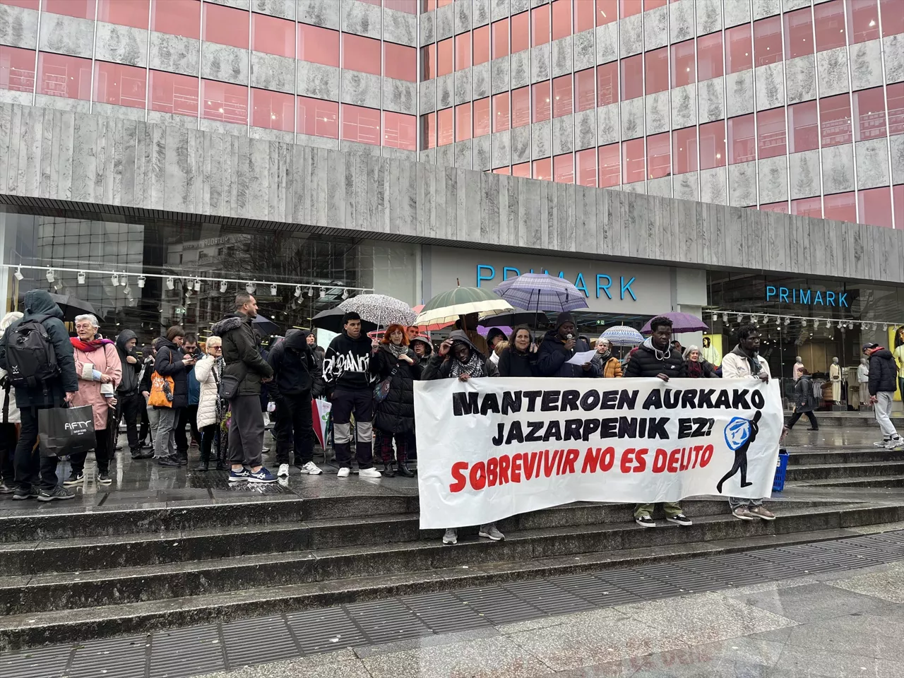 Concentración en favor de los manteros



EUROPA PRESS

31/1/2026