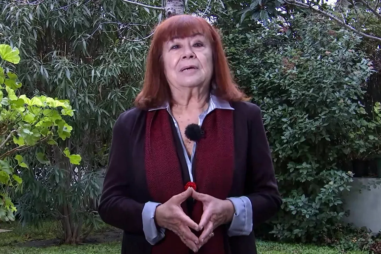 MADRID, 25/12/2025.- La presidenta del PSOE, Cristina Narbona, en declaraciones remitidas a los periodistas en este jueves, día de Navidad, ha celebrado el llamamiento que el rey Felipe VI hizo en su discurso de Nochebuena a la convivencia y al diálogo, tras advertir de que los extremismos, radicalismos y populismos se nutren de la crisis de desconfianza que atraviesan las sociedades democráticas. EFE/PSOE -SOLO USO EDITORIAL/SOLO DISPONIBLE PARA ILUSTRAR LA NOTICIA QUE ACOMPAÑA (CRÉDITO OBLIGATORIO)-
