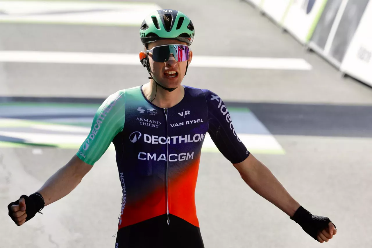 Paul-Seixas-Flecha-Valona-2026